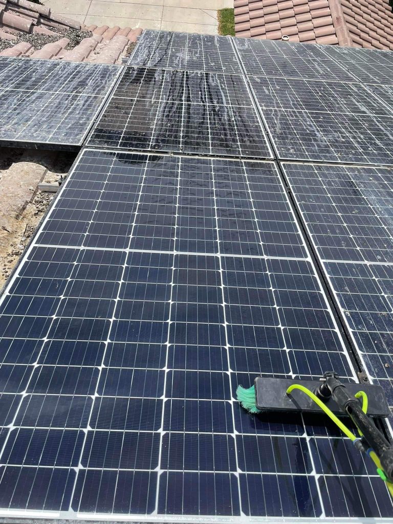 solar-panel-cleaning-brush